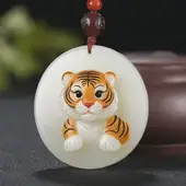 属虎人长期佩戴啥最好和田玉：属虎佩戴什么旺财